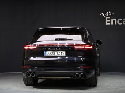 PORSCHE CAYENNE - 3