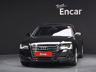 AUDI NEW A8 - 2