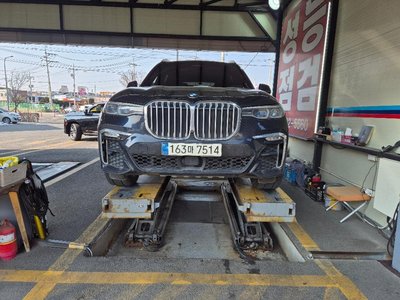 BMW X7 - 1