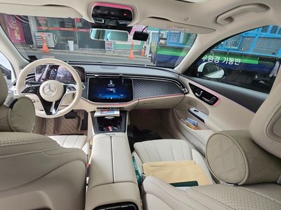 MERCEDES-BENZ E-CLASS - 7