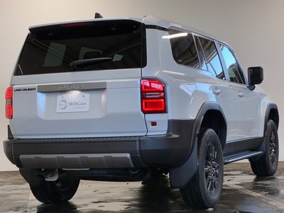 TOYOTA LAND CRUISER 250 - 6