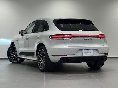 PORSCHE MACAN - 3