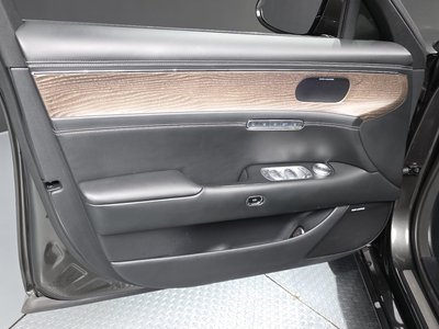 2022 Genesis G90 (RS4) thumbnail 14