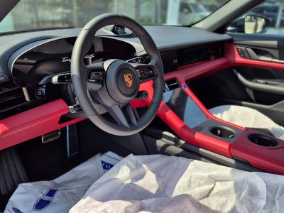 2026 Porsche TAYCAN 照片 8