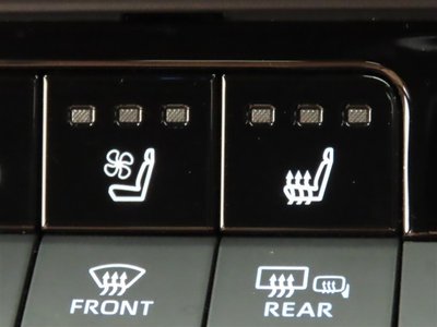 TOYOTA CROWN SPORT - 3