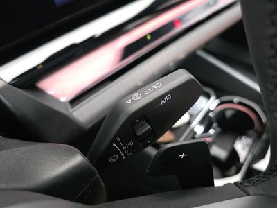 2025 BMW 5 SERIES — миниатюра 29