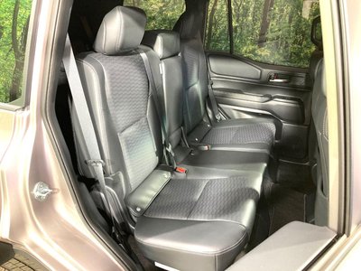 TOYOTA LAND CRUISER 250 - 8