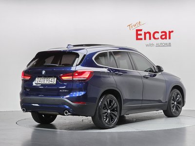 2020 BMW X1 photo 2