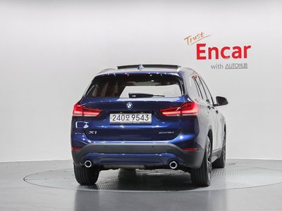 2020 BMW X1 photo 4