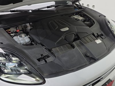 PORSCHE CAYENNE - 7
