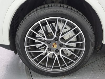 PORSCHE CAYENNE - 6