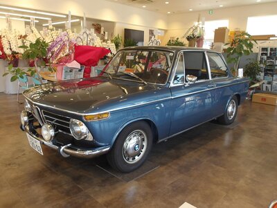 BMW 2002 SERIES