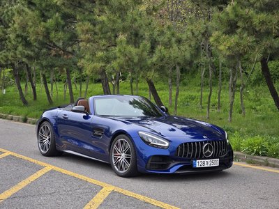 MERCEDES-BENZ GT AMG - 2