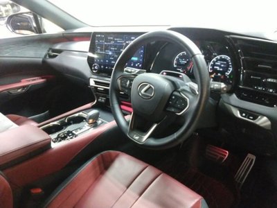 2025 Lexus RX 照片 2