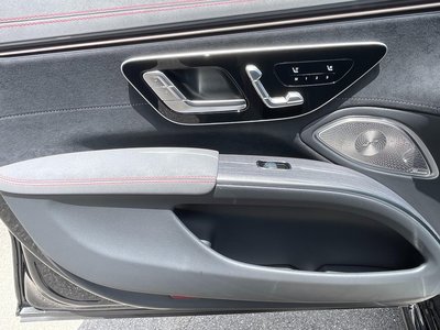 صورة مصغرة 66 لـ 2023 Mercedes-BENZ EQS