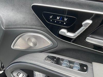 صورة مصغرة 35 لـ 2023 Mercedes-BENZ EQS