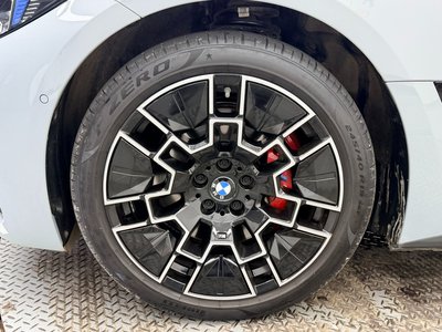 BMW I4 - 6