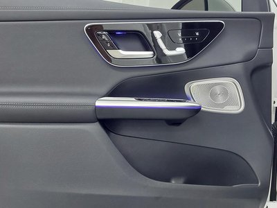 2024 Mercedes-BENZ GLC — миниатюра 15