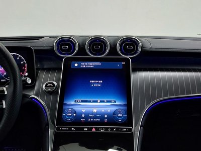 2024 Mercedes-BENZ GLC — миниатюра 16