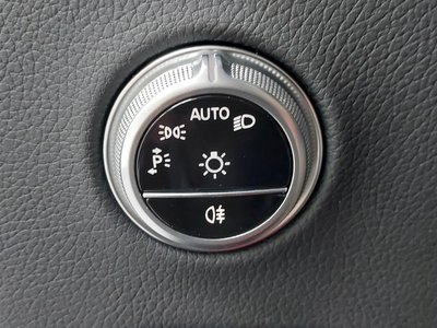 2024 Mercedes-BENZ GLC — миниатюра 20