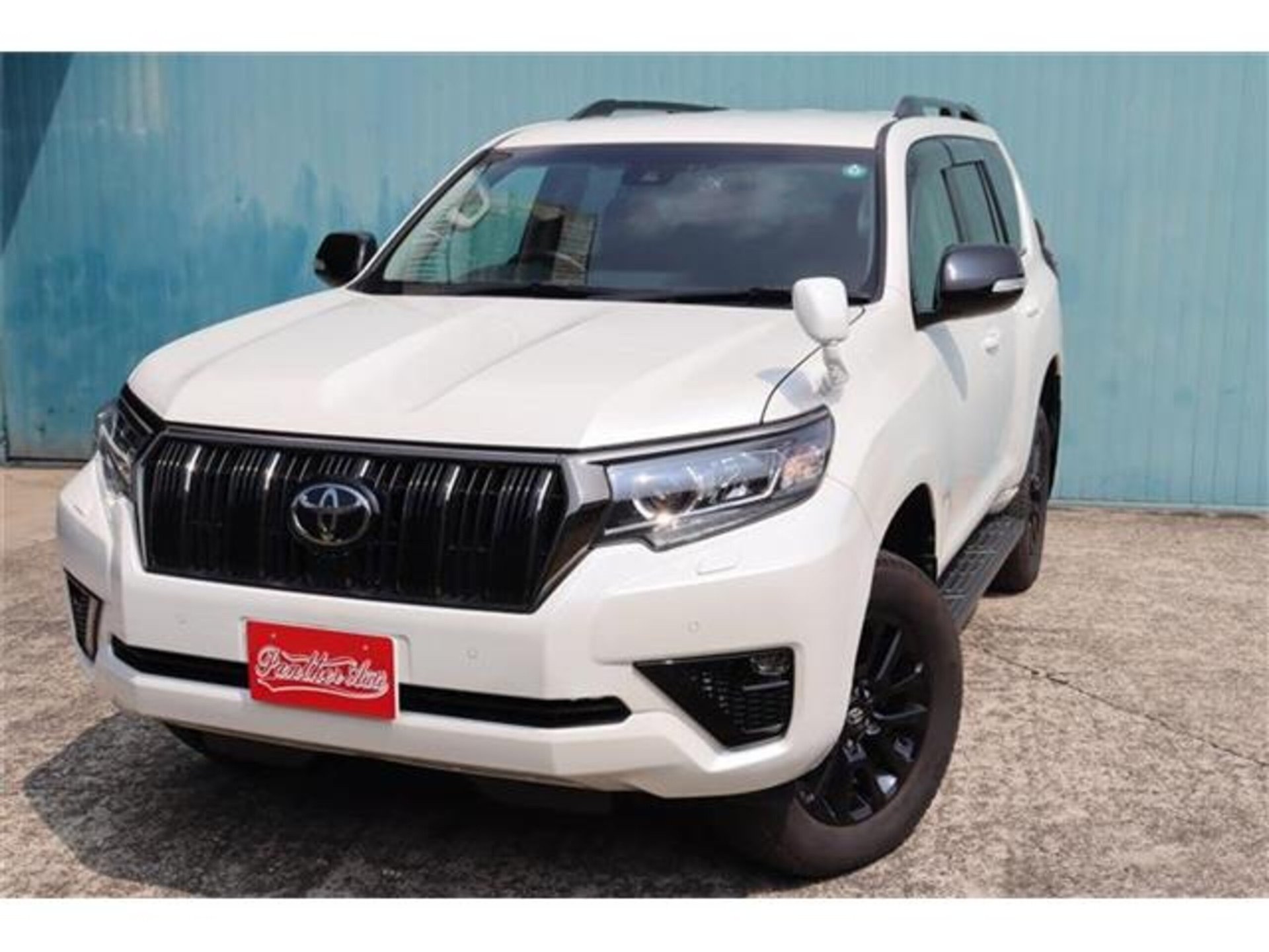 TOYOTA LAND CRUISER PRADO - View 1