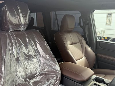 TOYOTA LAND CRUISER 250 - 6