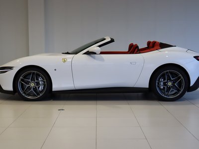FERRARI ROMA SPIDER - 7