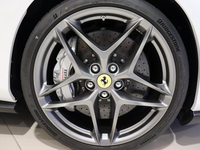 FERRARI ROMA SPIDER - 4