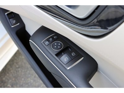 2016 Mercedes-BENZ SL — миниатюра 46