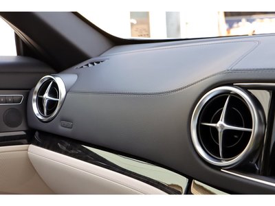 2016 Mercedes-BENZ SL — миниатюра 44