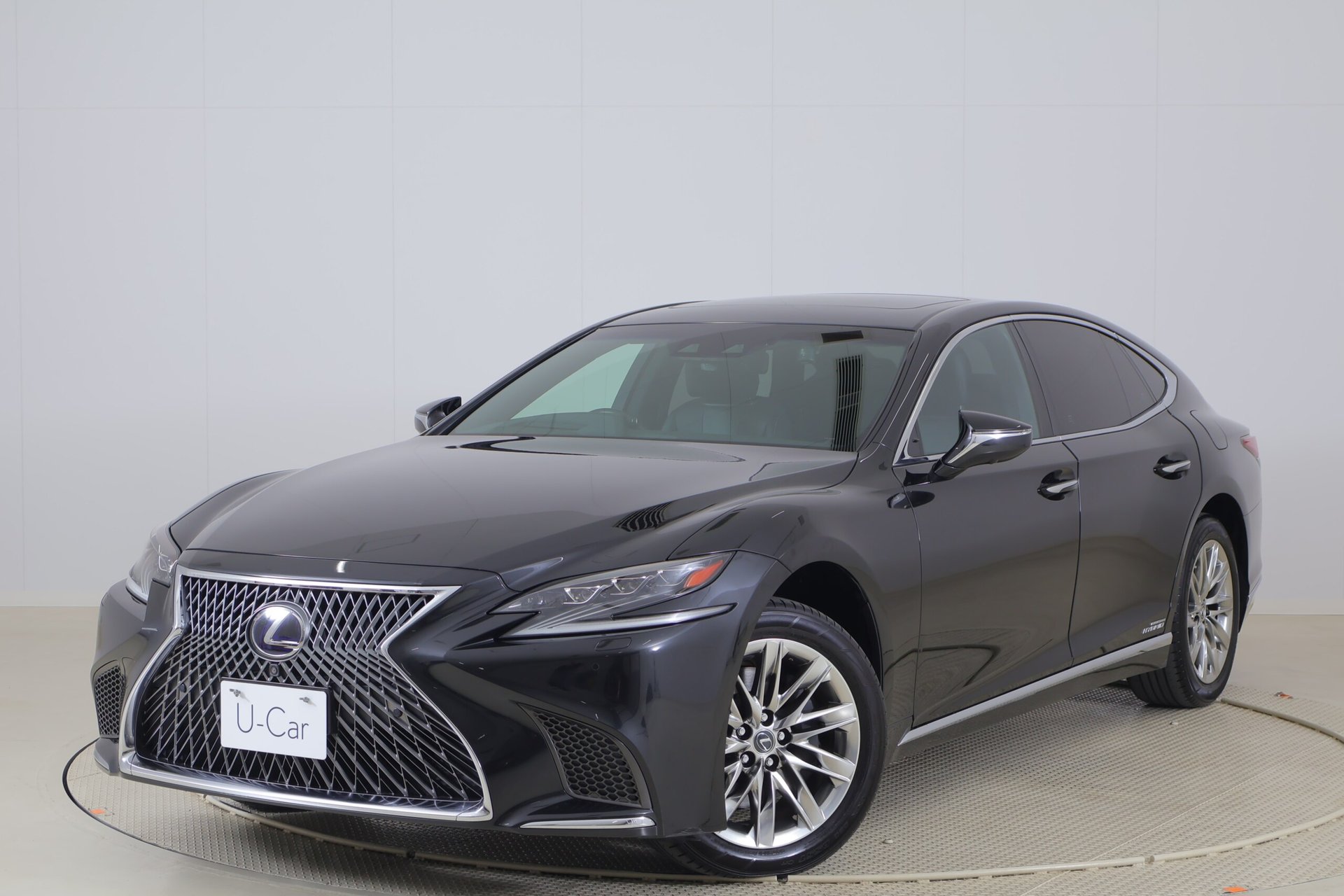 LEXUS LS - View 1