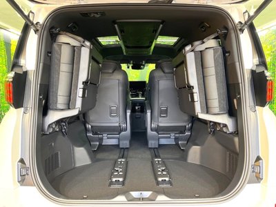 2024 Toyota ALPHARD — миниатюра 13
