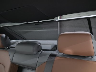 2025 BMW 5 SERIES — миниатюра 28