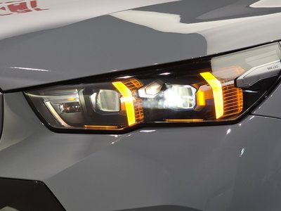 2025 BMW 5 SERIES 照片 9