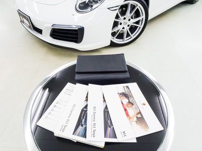 PORSCHE 911 - 4