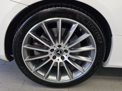 MERCEDES-BENZ E-CLASS - 6