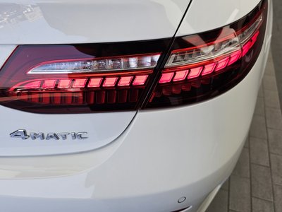 MERCEDES-BENZ E-CLASS - 10