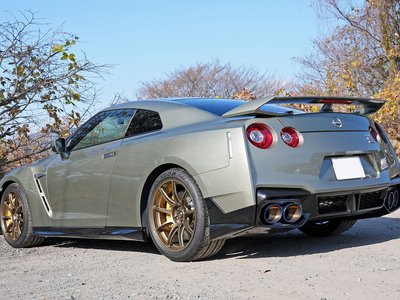 NISSAN GT-R - 3