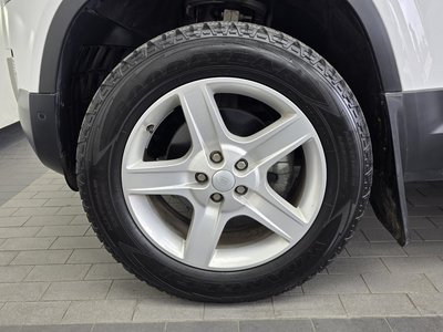 LAND ROVER DEFENDER - 6