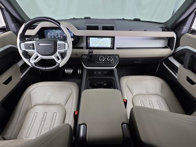 LAND ROVER DEFENDER - 5