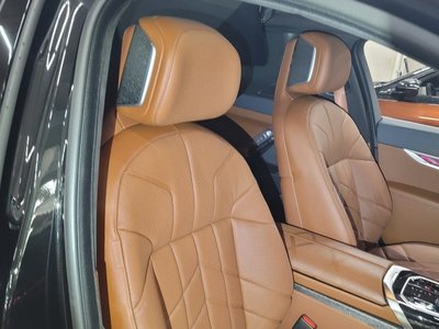 BMW I7 - 7