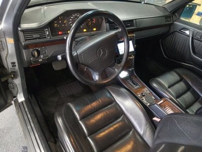 1993 Mercedes-BENZ MEDIUM-CLASS 照片 3