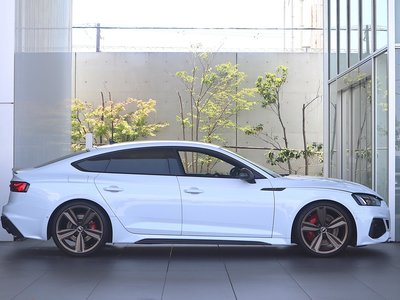 صورة 10 لـ 2022 AUDI RS5 SPORTBACK