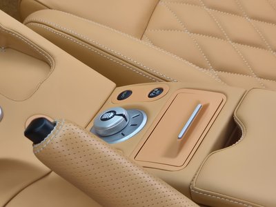 2010 Ferrari 612 — миниатюра 18