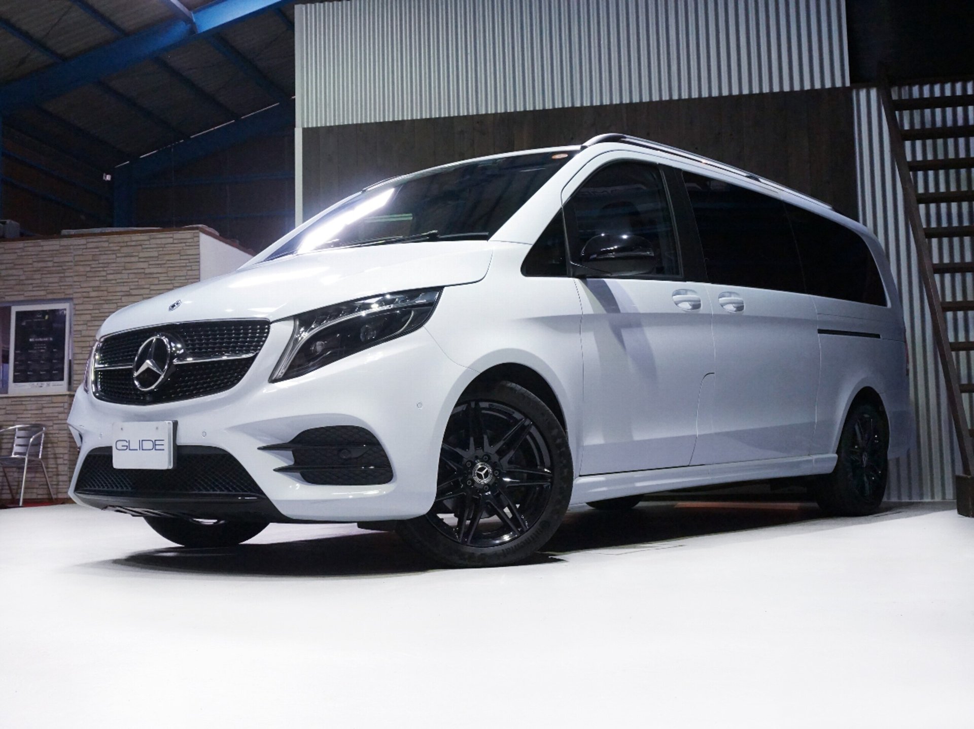 MERCEDES-BENZ V-CLASS - View 1