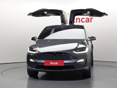 TESLA MODEL X - 2
