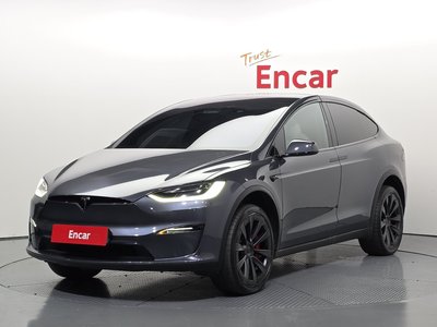 TESLA MODEL X - 1