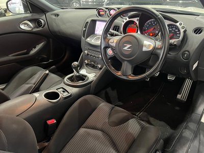 2018 Nissan FAIRLADY Z thumbnail 24