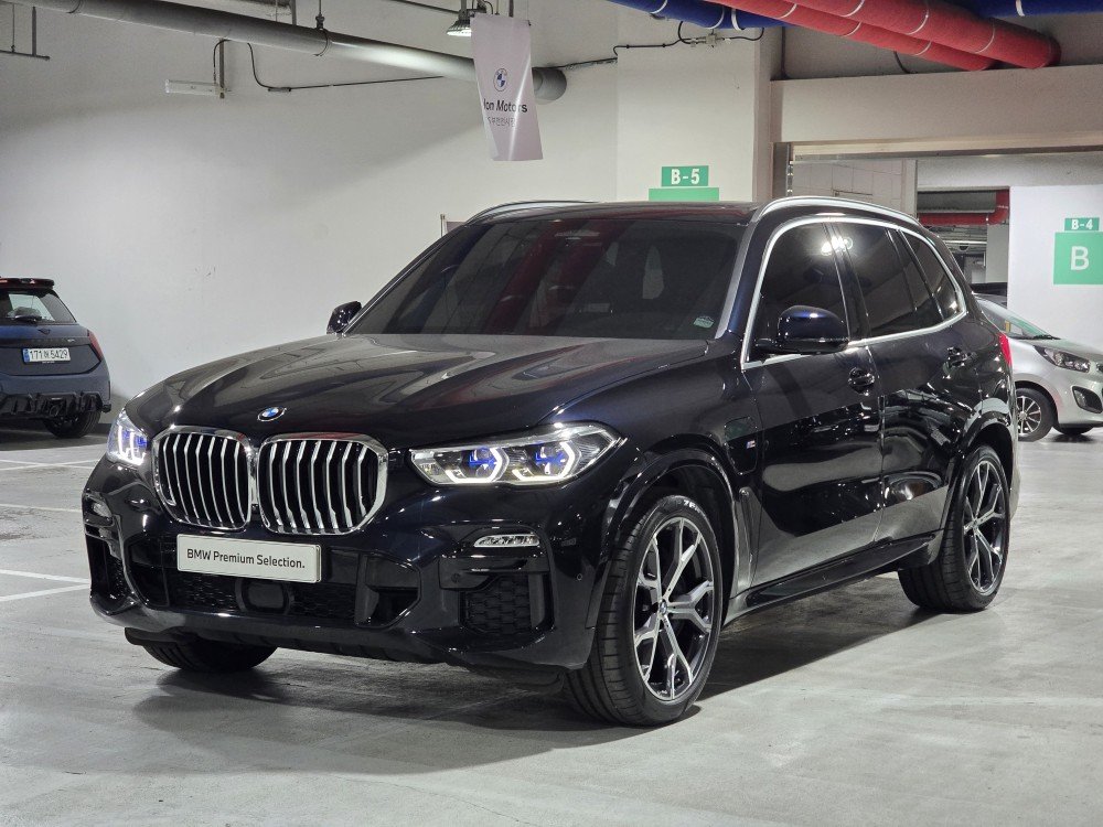 BMW X5 - View 1