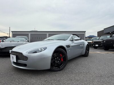ASTON MARTIN V8 VANTAGE ROADSTER